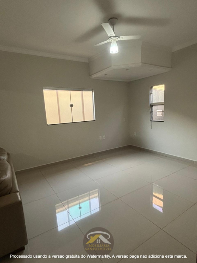 CASA FUNCIONAL PARA VENDA NO BAIRRO JARDIM SÃO BENTO