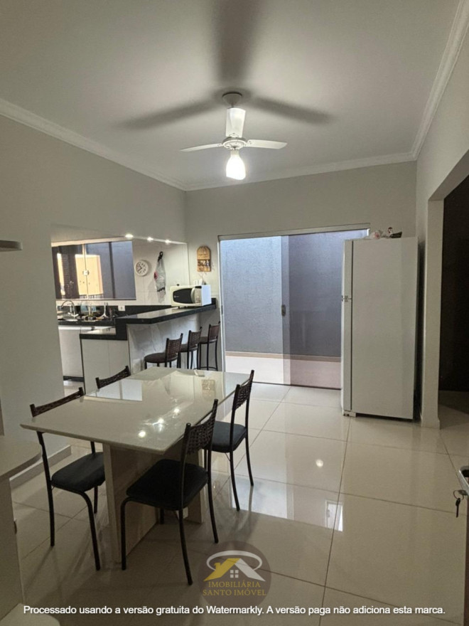 CASA FUNCIONAL PARA VENDA NO BAIRRO JARDIM SÃO BENTO