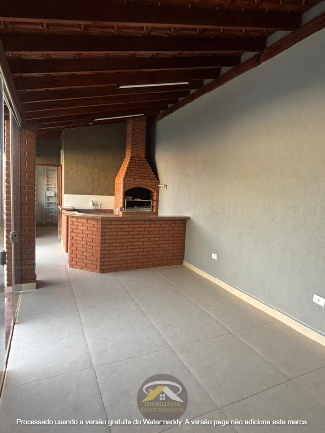 CASA FUNCIONAL PARA VENDA NO BAIRRO JARDIM SÃO BENTO