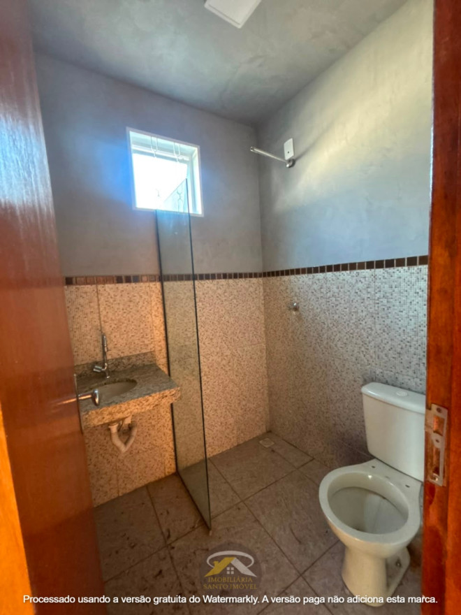 VENDE-SE EXCELENTE CASA NO BAIRRO VALIM DE MELO