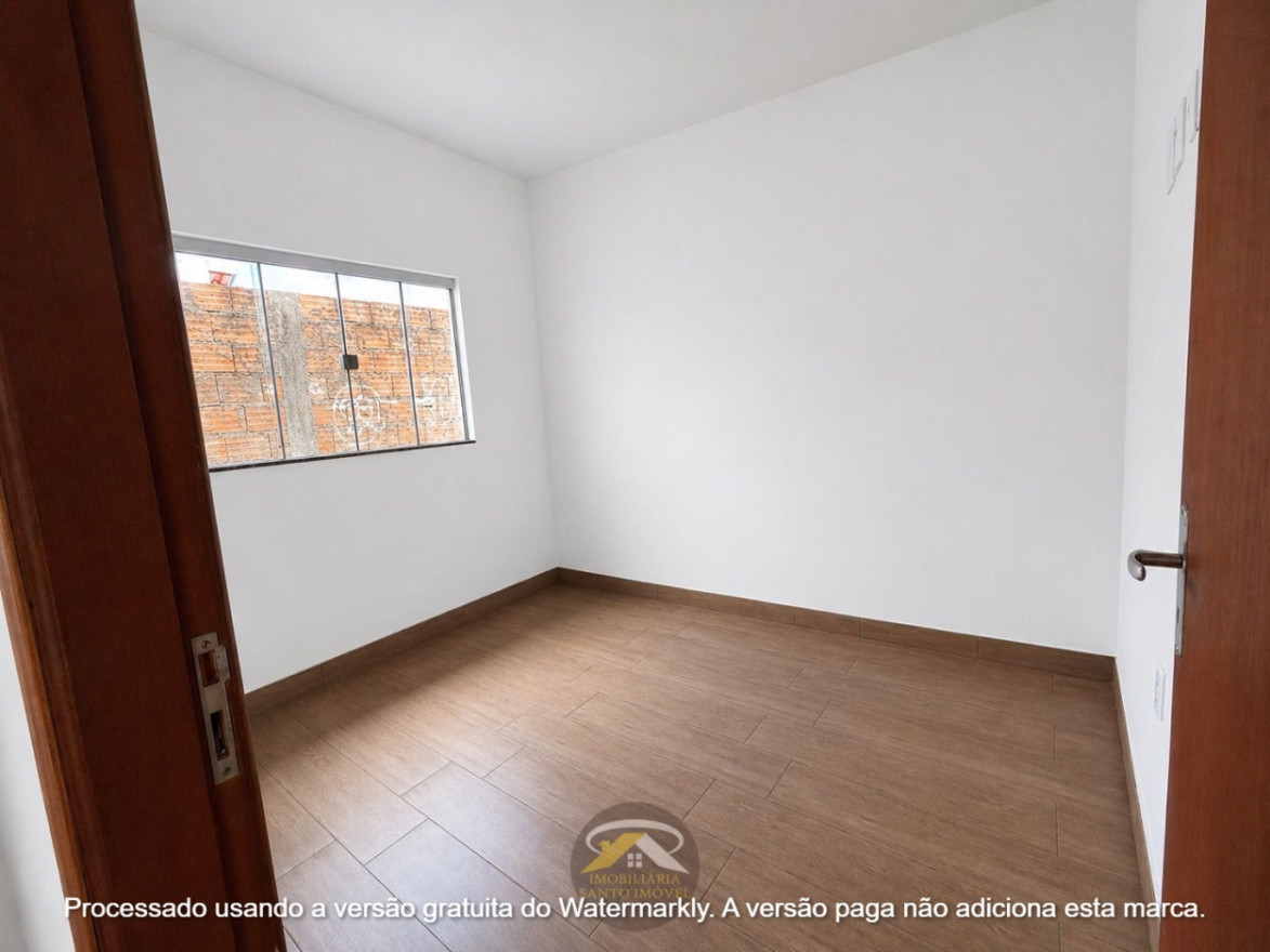 VENDE-SE CASA NO BAIRRO ONEIDA MENDES